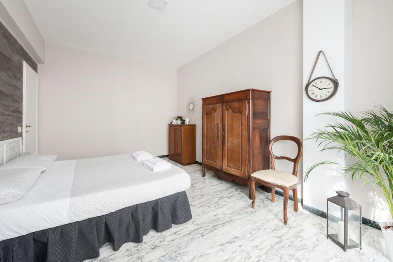 Regina Luxury Flat Lejlighed Rom Eksteriør billede