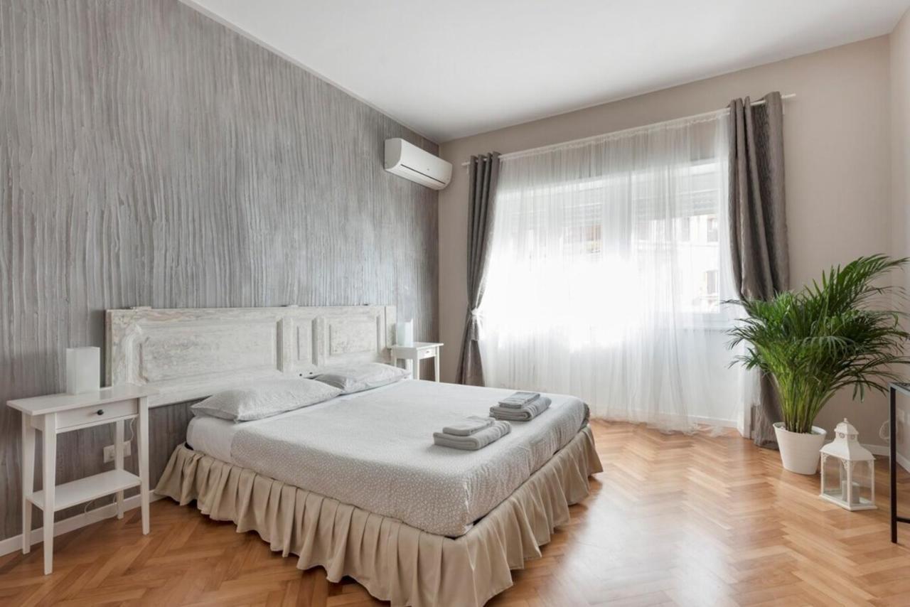 Regina Luxury Flat Lejlighed Rom Eksteriør billede